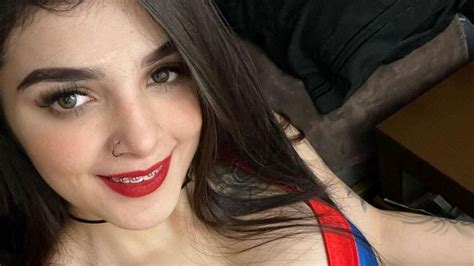 karely packs|Por qué la modelo de OnlyFans, Karely Ruíz, se hizo ...